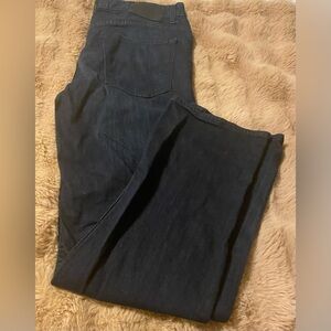 Calvin Klein woman’s jeans size 33/32